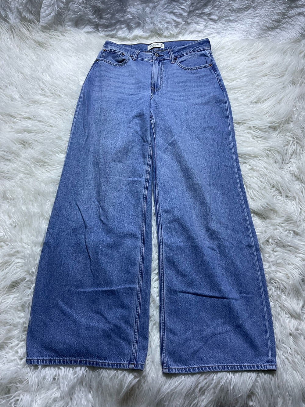 Abercrombie The Wide Leg High Rise Jeans